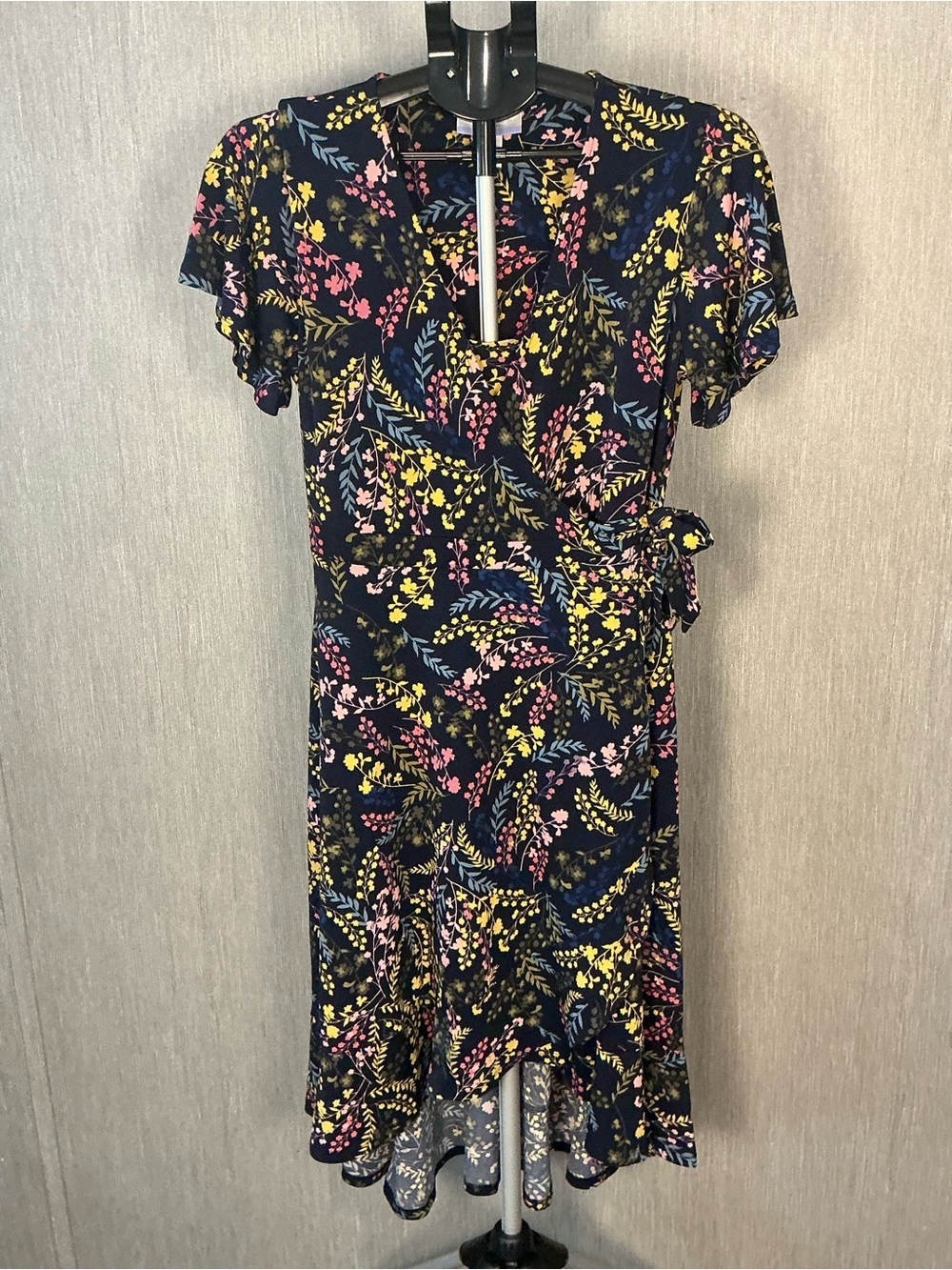 Motherhood Maternity Nursing Dress Floral Wrap Midi Dress Size Medium